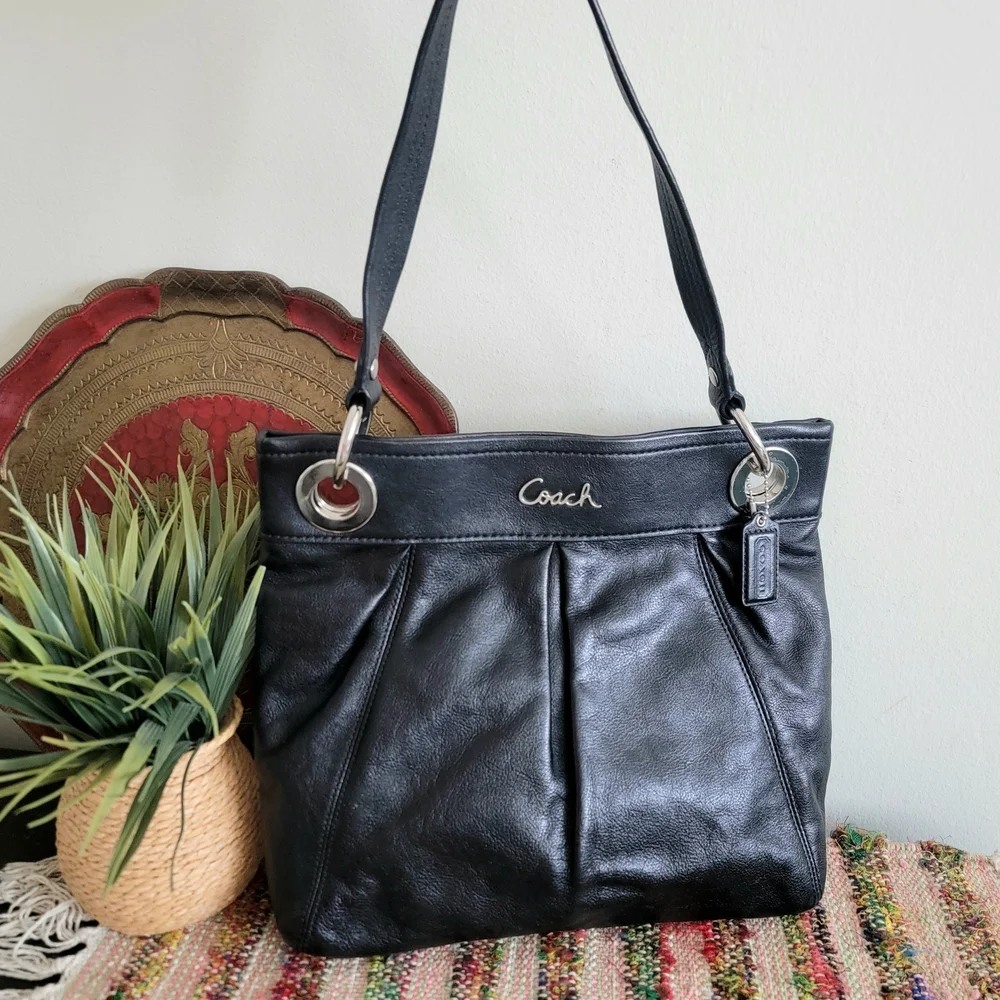 Coach Black Leather Satchel Bag Shoulder Crossbody Bag Convertible Purse